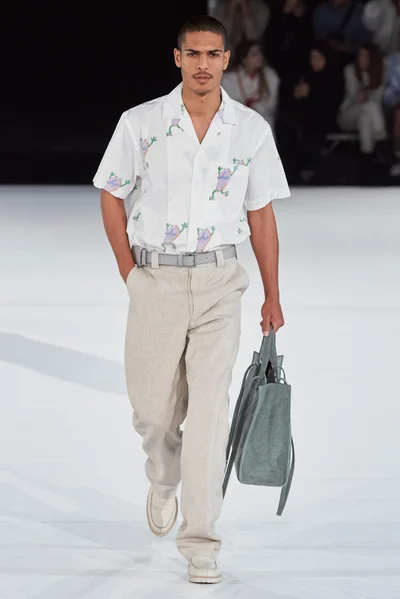 Look 19